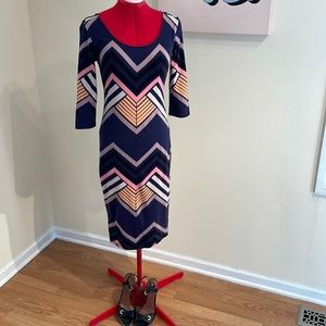 3/4 sleeves xhiliration dress